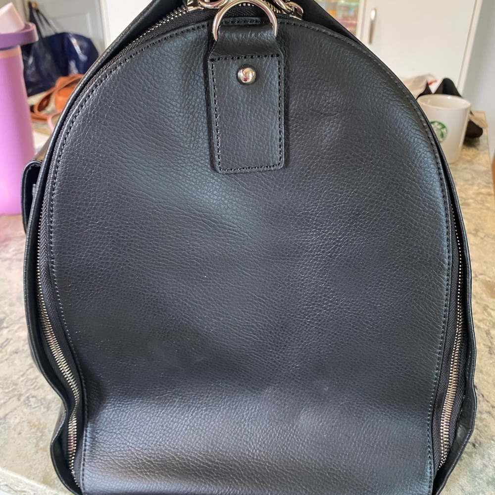 HOOK + ALBERT premium leather garment weekender - Picture 7 of 12